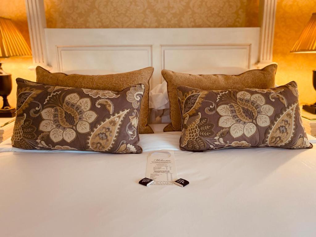 Le Bouchon Brasserie & Hotel Молдон Экстерьер фото