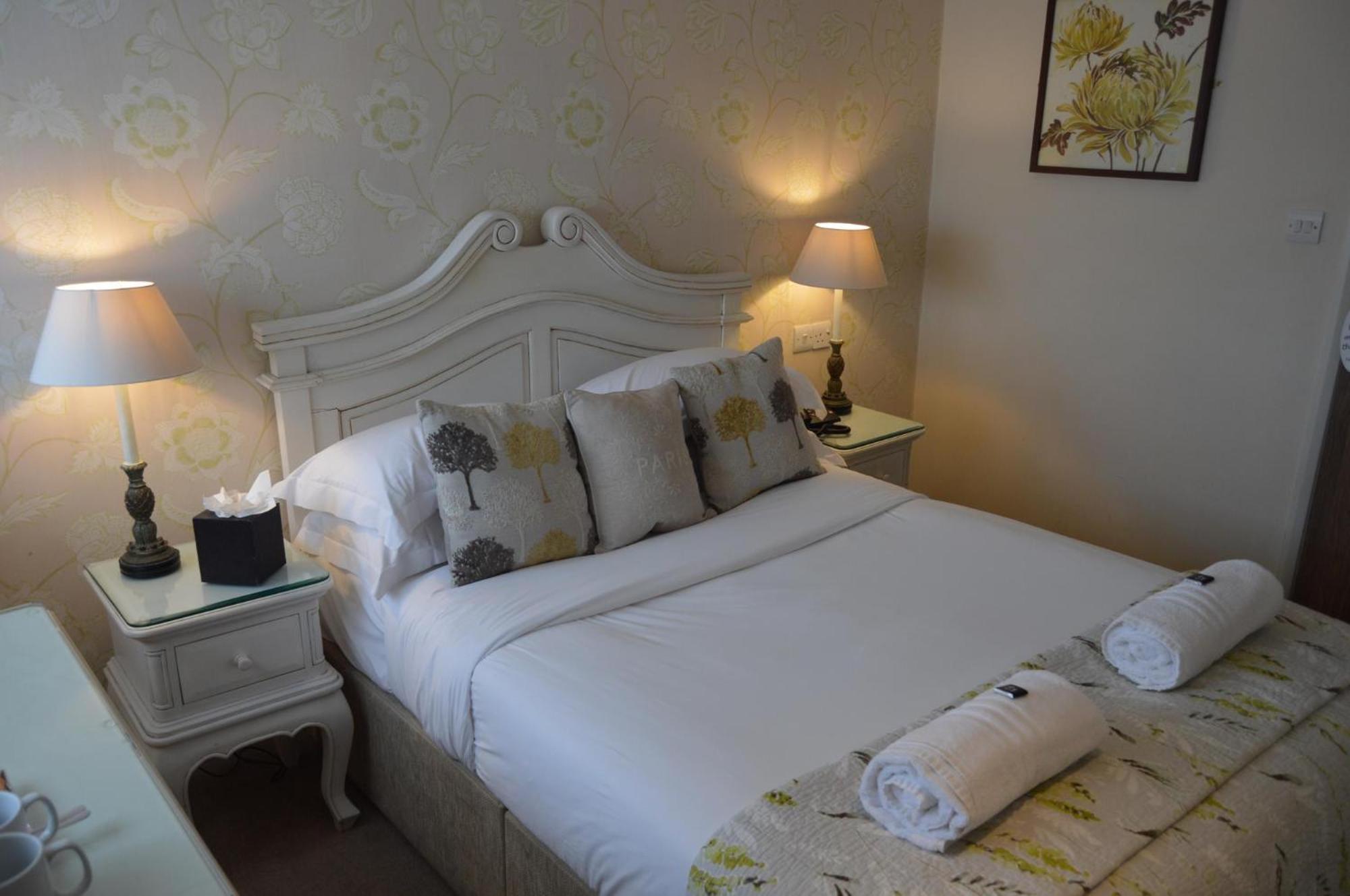 Le Bouchon Brasserie & Hotel Молдон Экстерьер фото