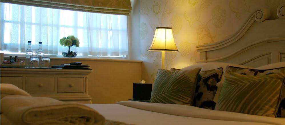 Le Bouchon Brasserie & Hotel Молдон Экстерьер фото
